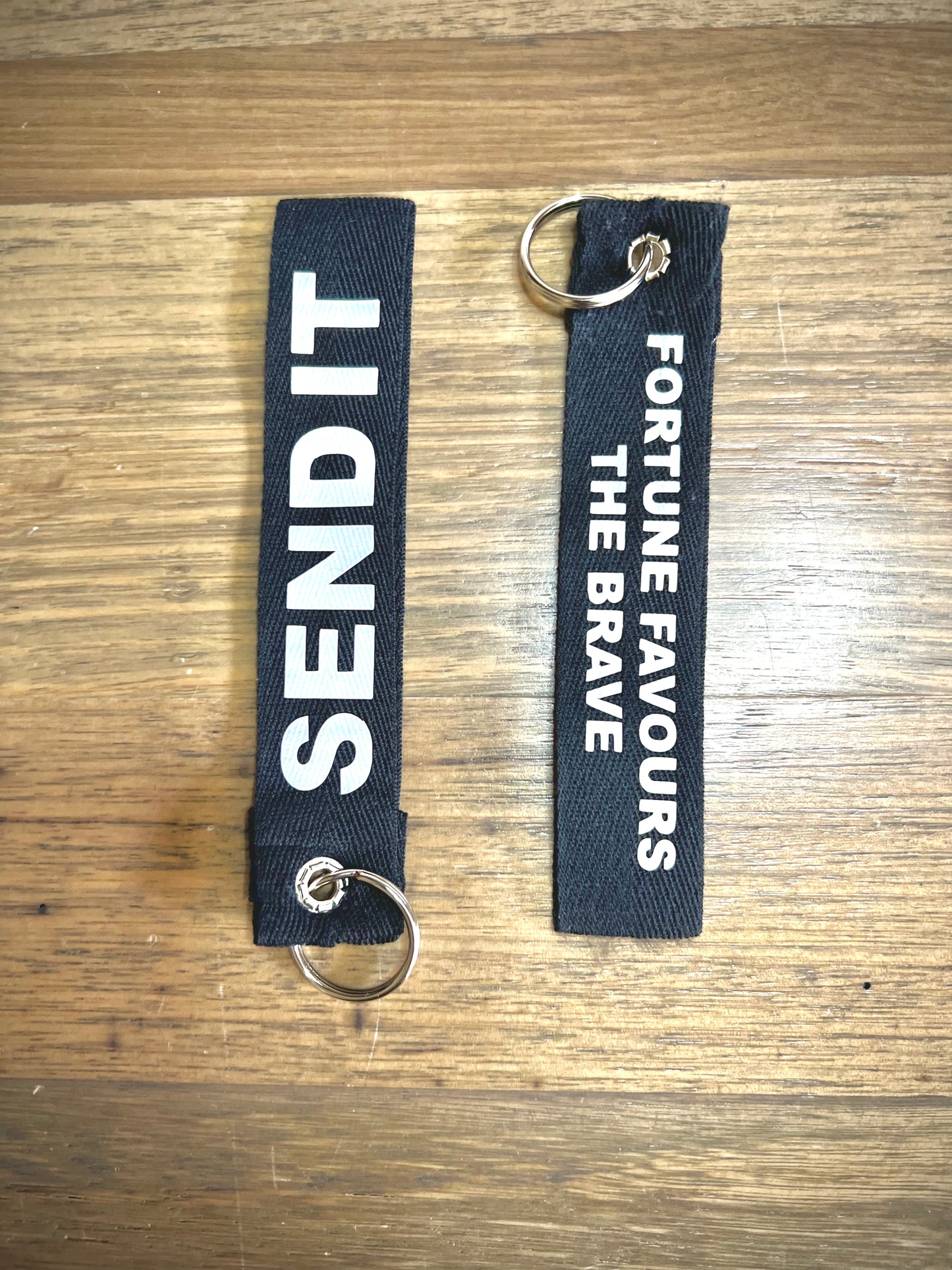 goHARDson shorty key strap